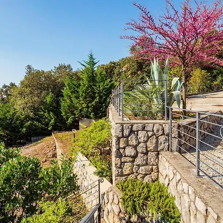 3 Bedroom Beautiful In Apartment